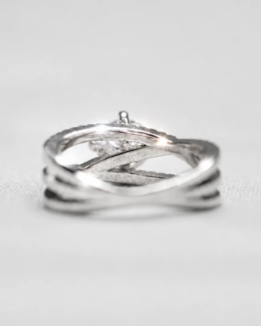 AVA RING