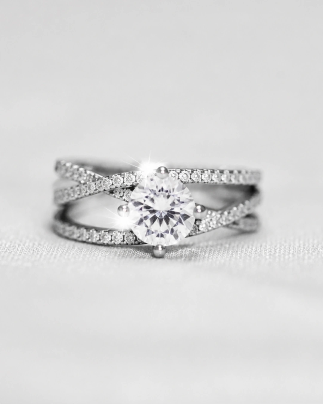 AVA RING