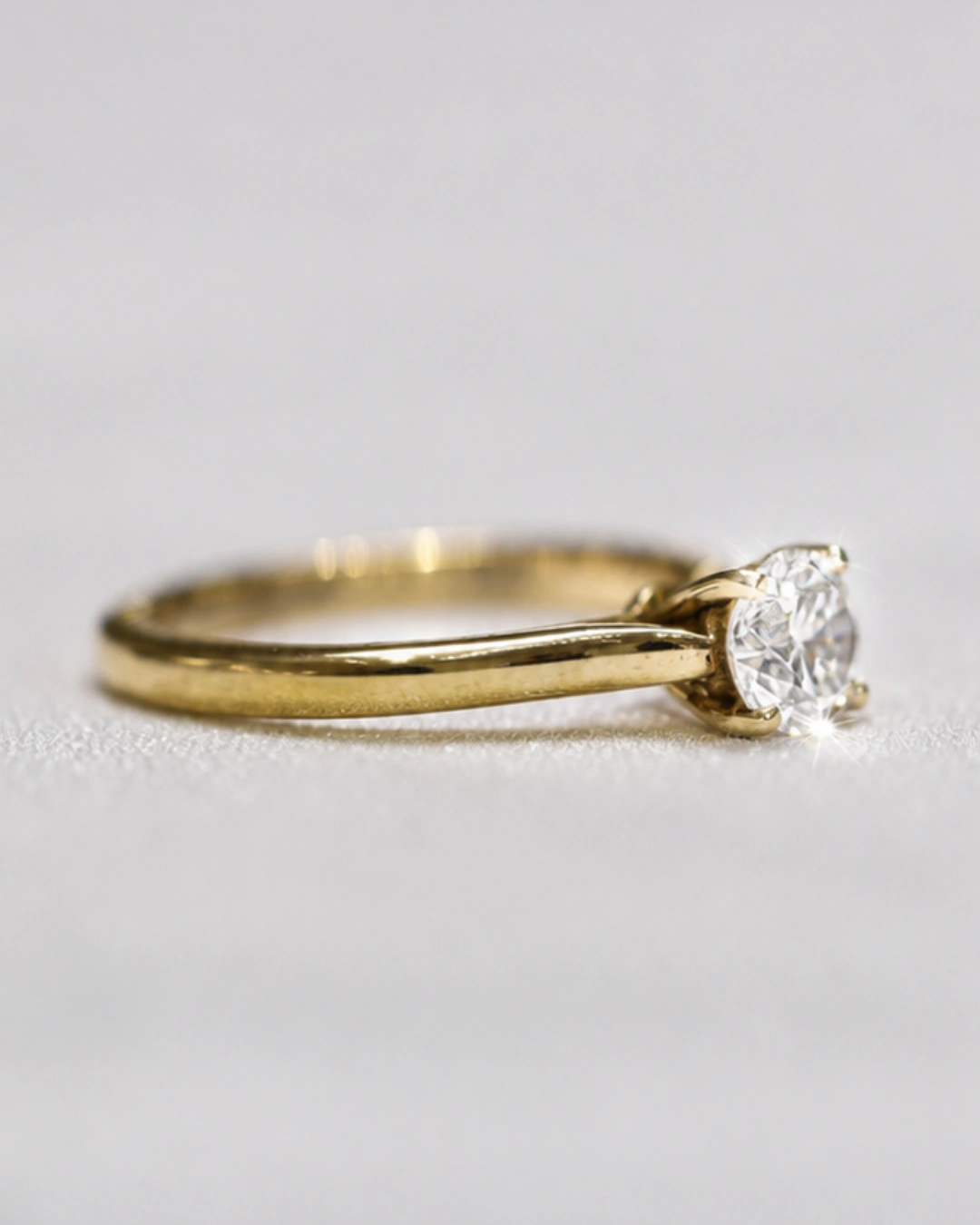 NAOMI RING