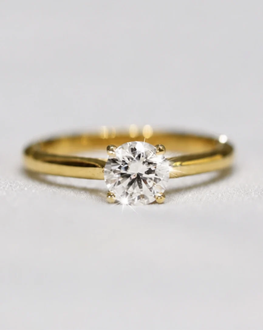 NAOMI RING